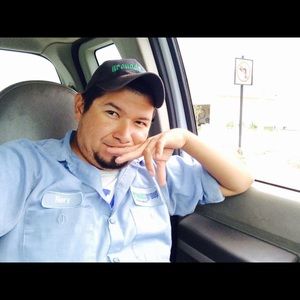 Meet your Posher, Nery